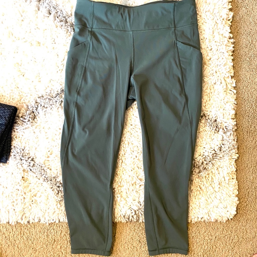 VGUC Size 10 Olive Green Lululemon Legging Crops